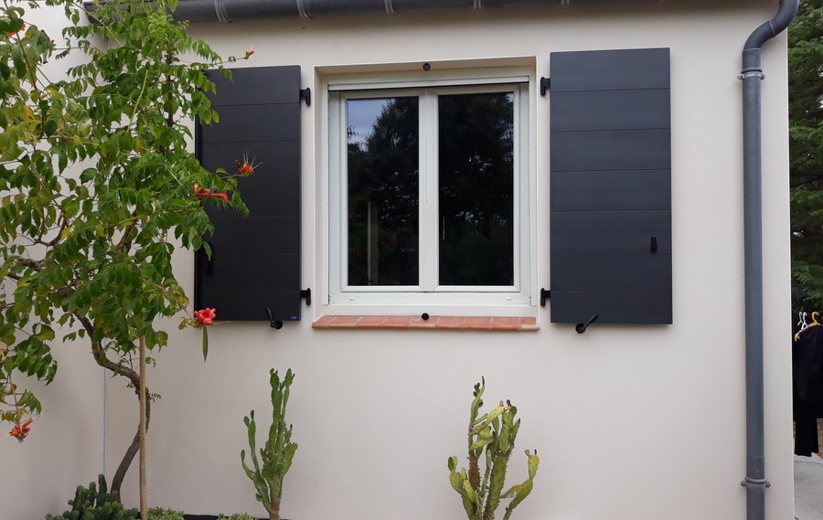 Volets battants épurés à Vernon