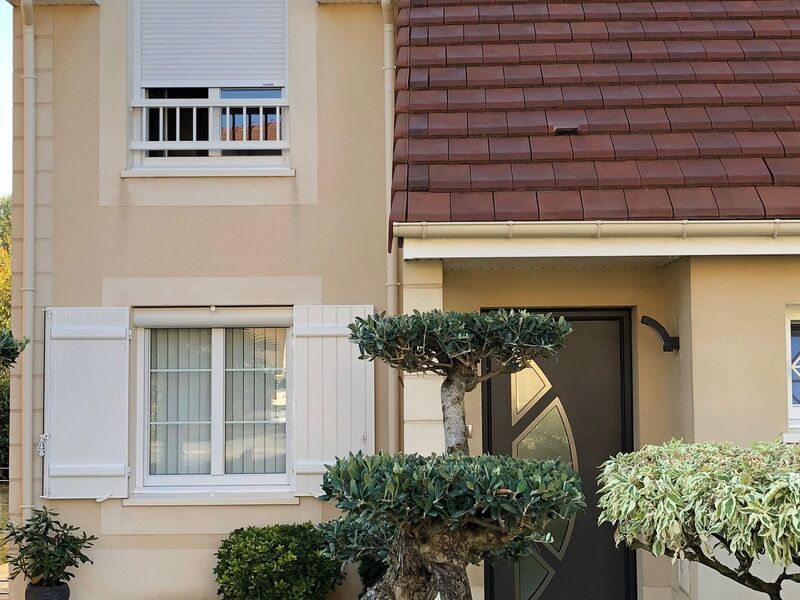 Pose de fenêtre à Vernon : fenêtre PVC, alu ou bois, laquelle est faite pour votre maison ?