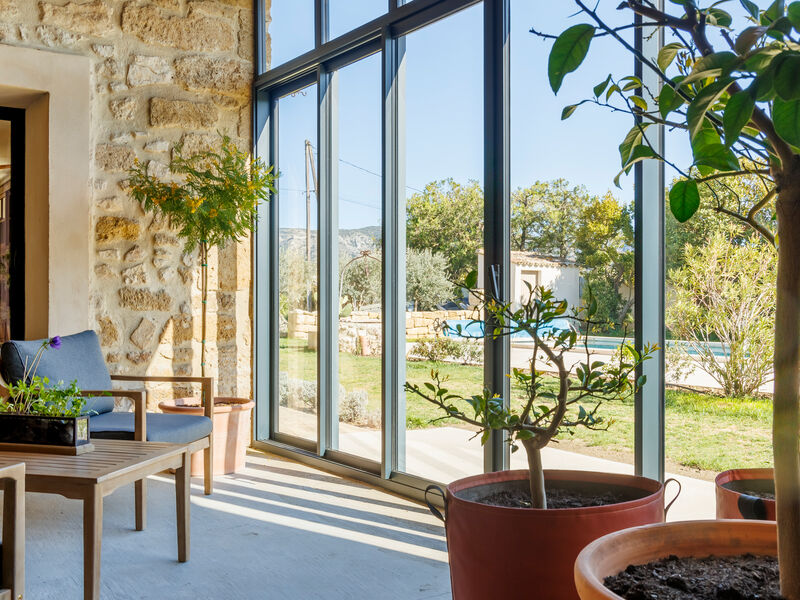 Menuiserie alu : un choix idéal pour des fenêtres modernes et durables à Vernon