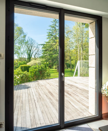 Magasin de fenêtre à Vernon : découvrez l’univers OuvertureS pour tous vos projets de menuiserie